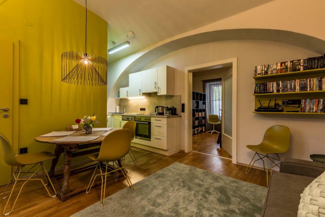 Yellow Flat By Grazrentals With Best Location & Free Parking Exteriér fotografie